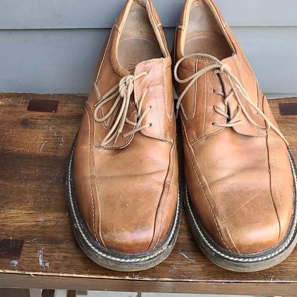 Bostonian Men's Leather Lace Up Almond Toe Dress Shoe 12 M